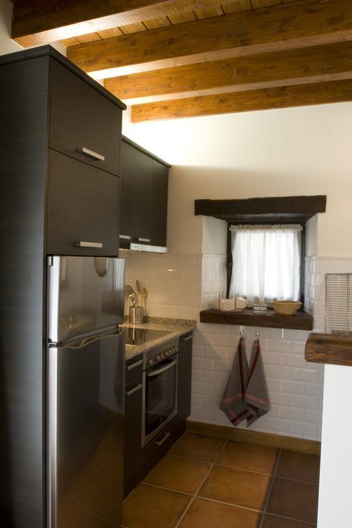 Apartamentos Rurales El Lleron Касо Экстерьер фото